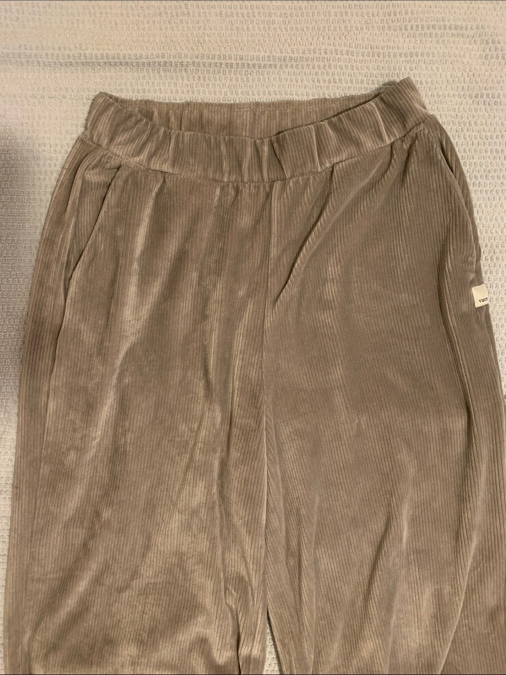 Women’s vuori soft ribbed wide leg lounge pants!